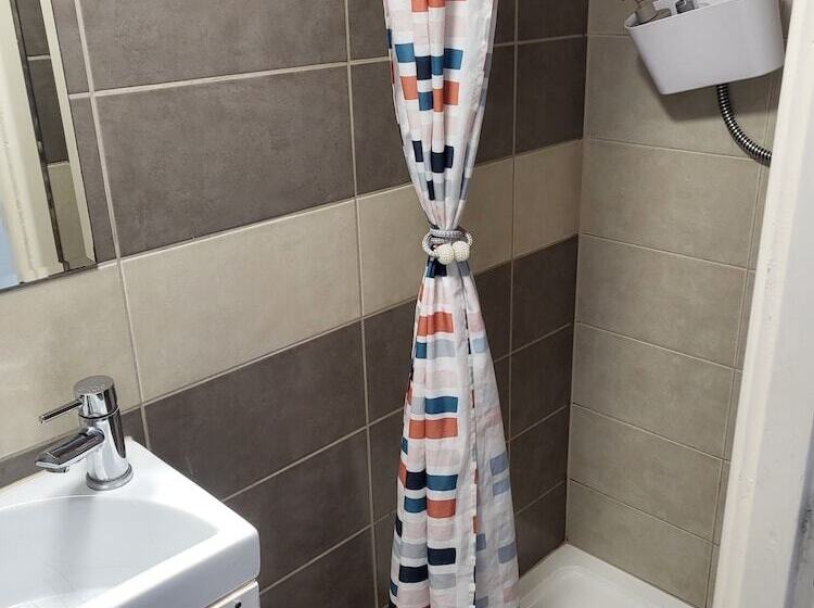 스탠다드 싱글 룸, St Georges