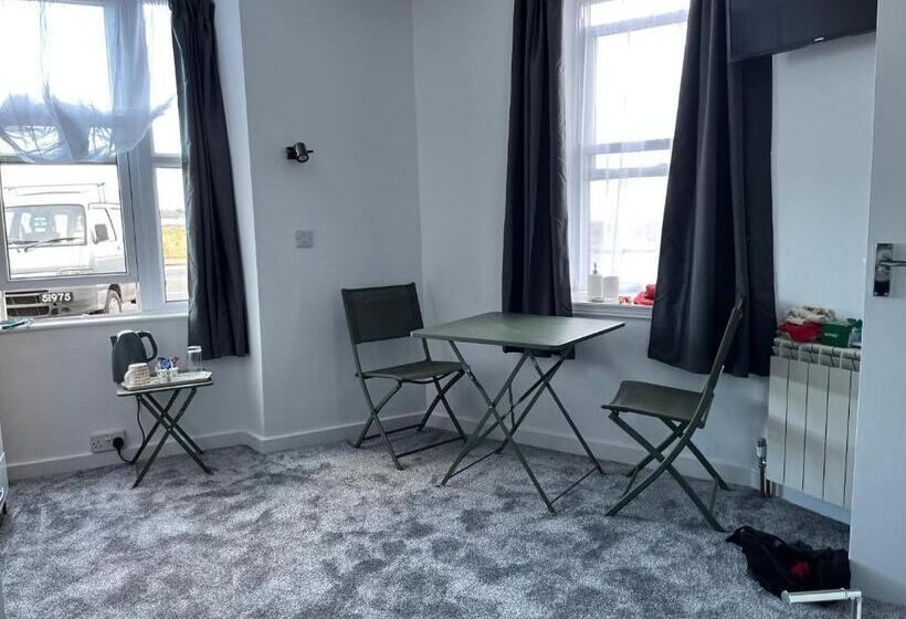 스탠다드 싱글 룸, St Georges