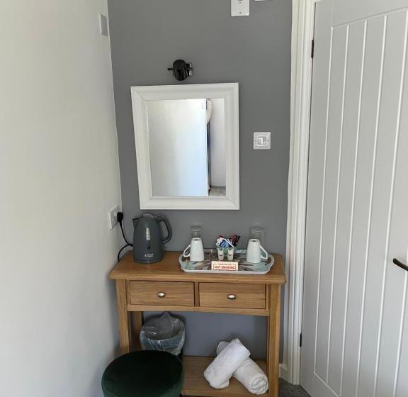 기본룸, St Georges