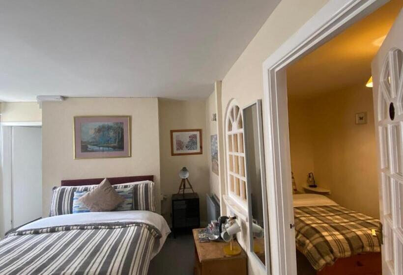 Трехместный Номер Deluxe, The Mountview