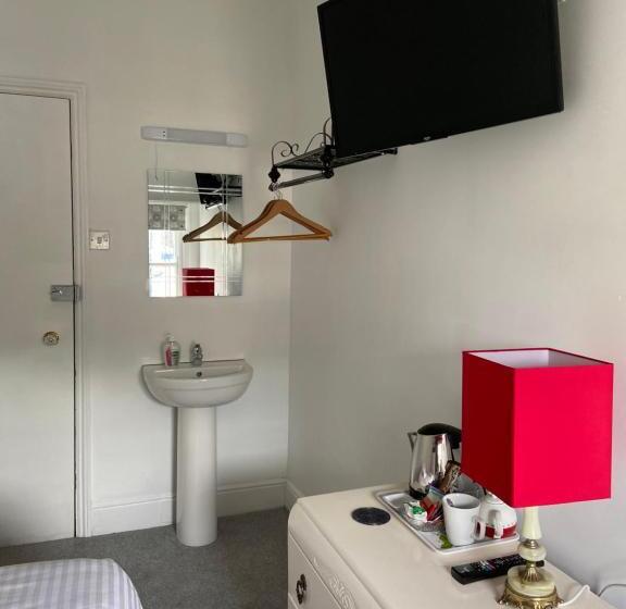 Номер Стандарт Индивидуальный Совместная Ванная, The Mountview