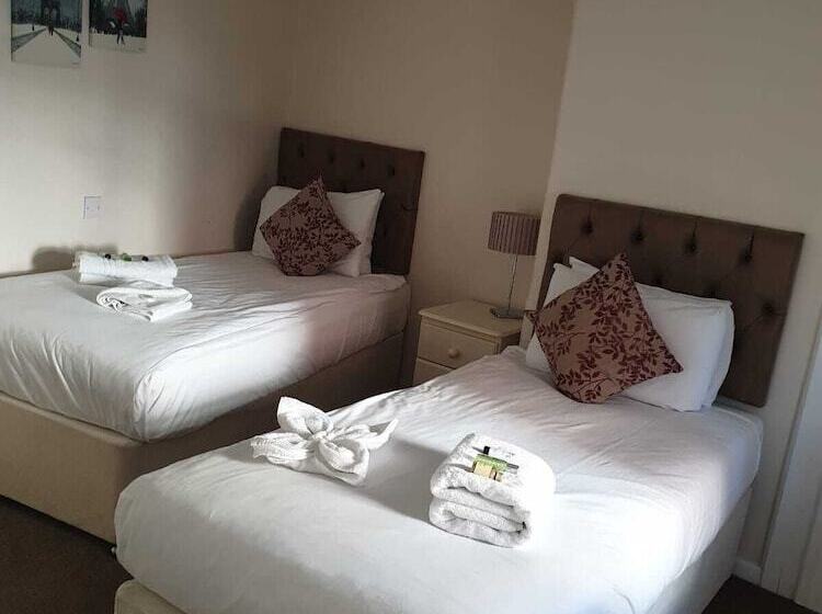 חדר סטנדרט, The Queens Head