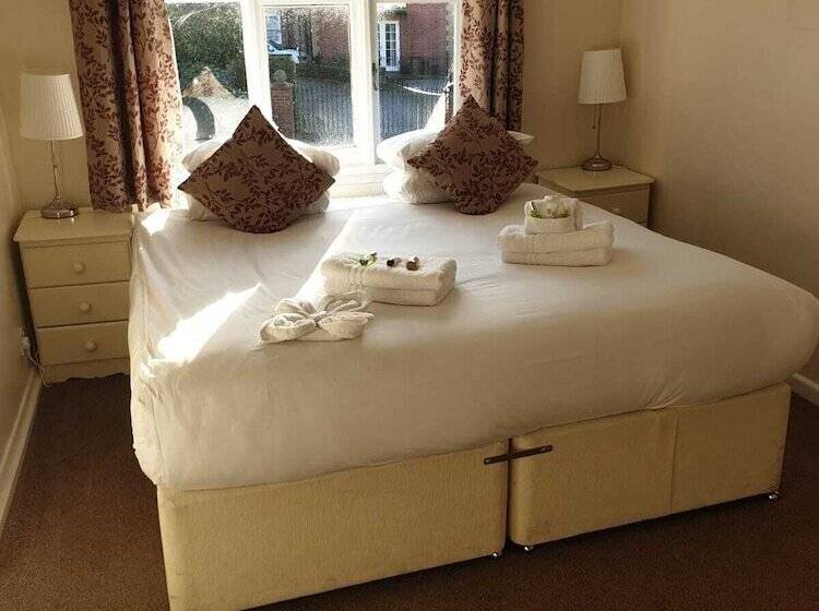 חדר סטנדרט, The Queens Head