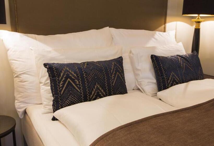 استودیوی استاندارد, Saga Apartments Oslo