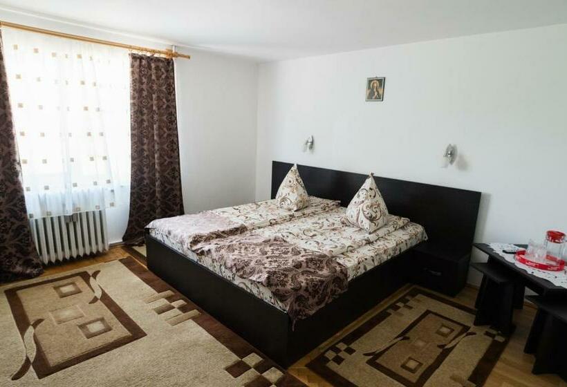 패밀리 룸, Pensiunea La Mogan