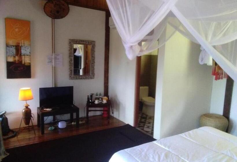 オーシャンビューデラックスルーム, Air Manis Hillside Villa Cafe & Resto