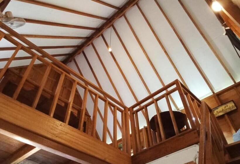 ガーデンビューの１ベッドルームビラ, Air Manis Hillside Villa Cafe & Resto