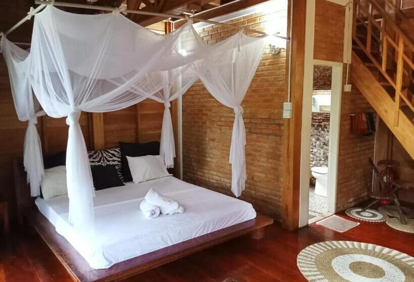 ガーデンビューの１ベッドルームビラ, Air Manis Hillside Villa Cafe & Resto