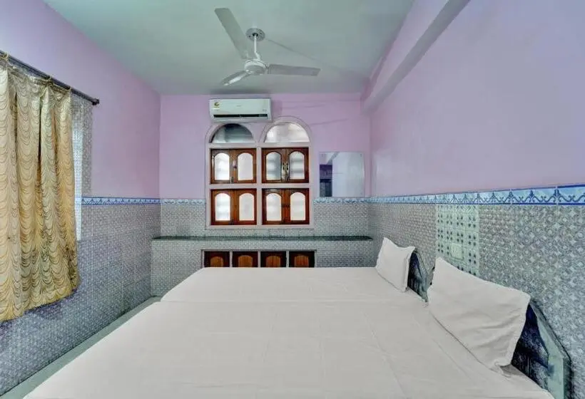 トリプルクラシックルーム, O Guru Nanak Residency