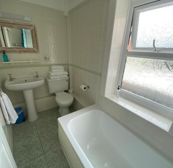 스탠다드 룸, The Sandhaven