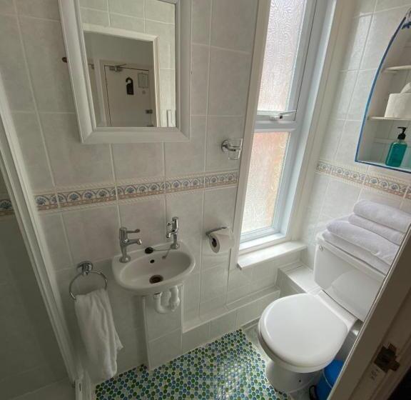 스탠다드 룸 측면 바다 전망, The Sandhaven