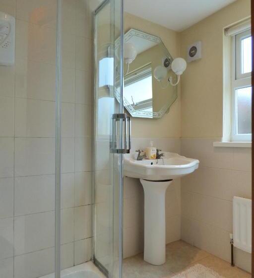 شقة غرفة واحدة, Brae Mar B&b