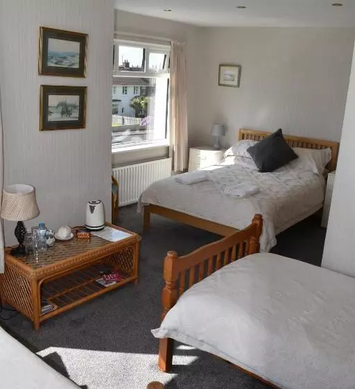 Habitació Quàdruple Estàndard, Brae Mar B&b