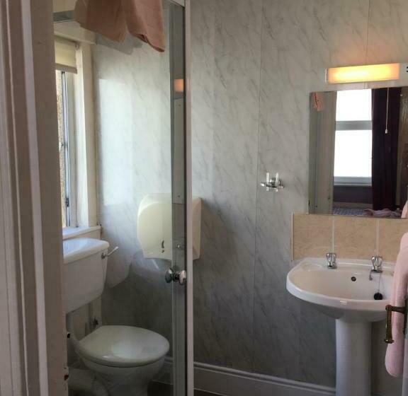 标准间, Adelphi Guest House