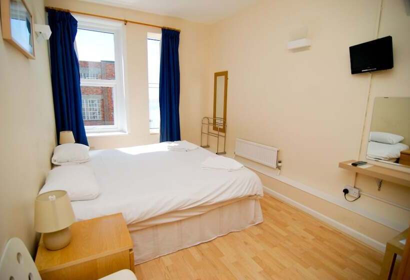 غرفة قياسية, The  Aqua