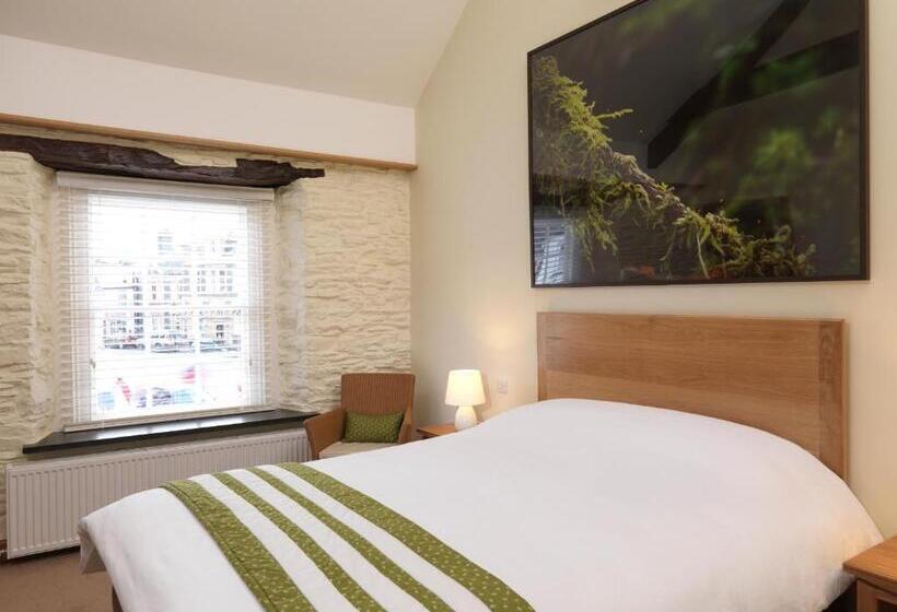 חדר סופריור, Y Talbot