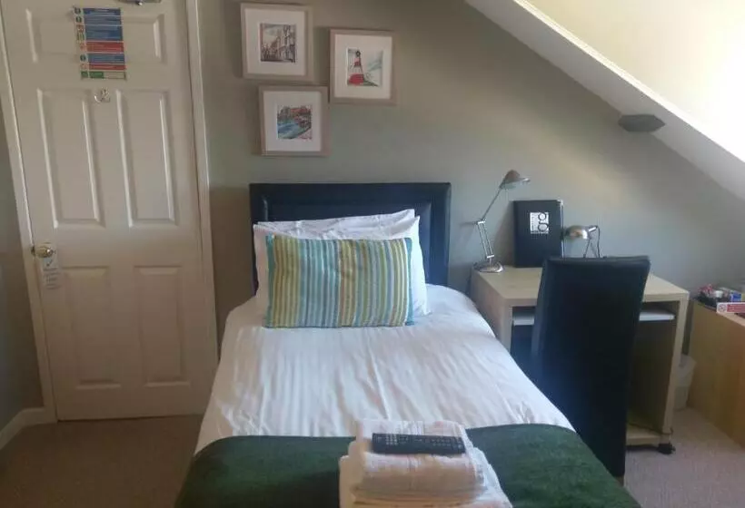 اتاق استاندارد یک نفره, Gallery Guesthouse