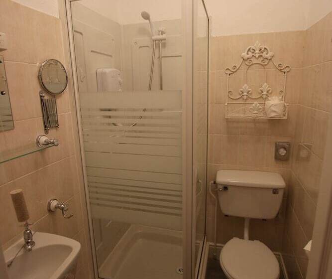 غرفة قياسية, Greylands Guest House