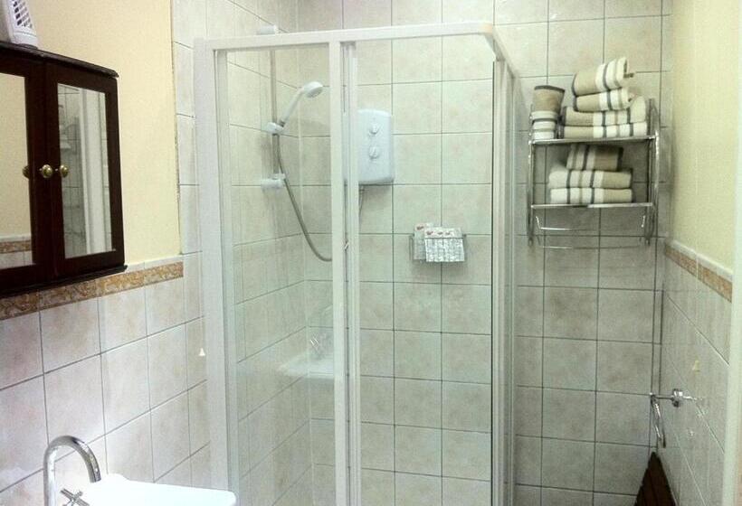 Номер Стандарт Трехместный, The Goodlife Guesthouse