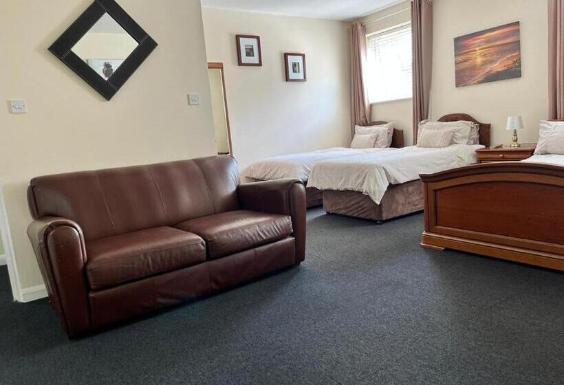 חדר סטנדרט לשלושה, The Goodlife Guesthouse