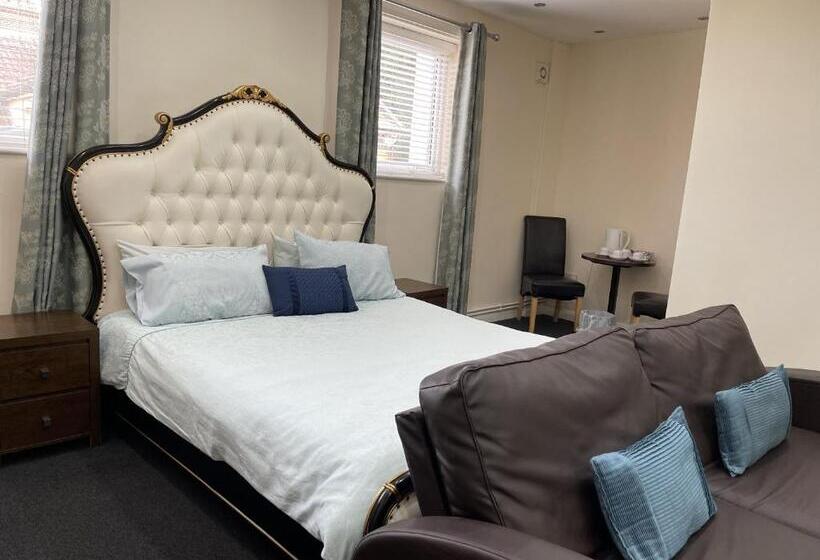Семейный Номер, The Goodlife Guesthouse