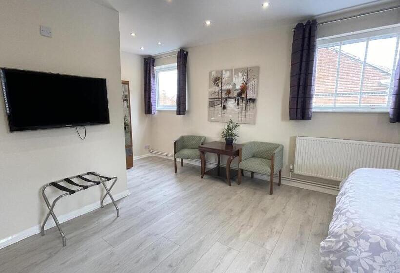 חדר סטנדרט לשלושה, The Goodlife Guesthouse