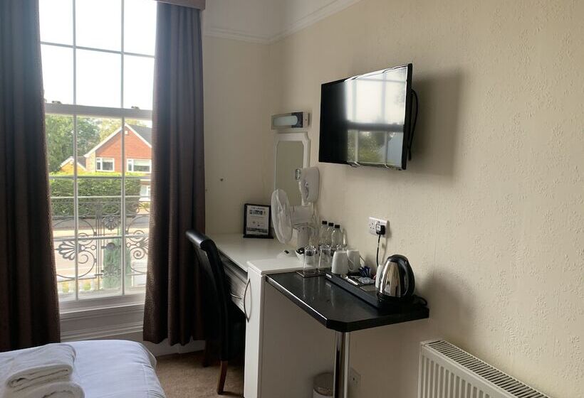 Семейный Номер, The Lawns Guest House