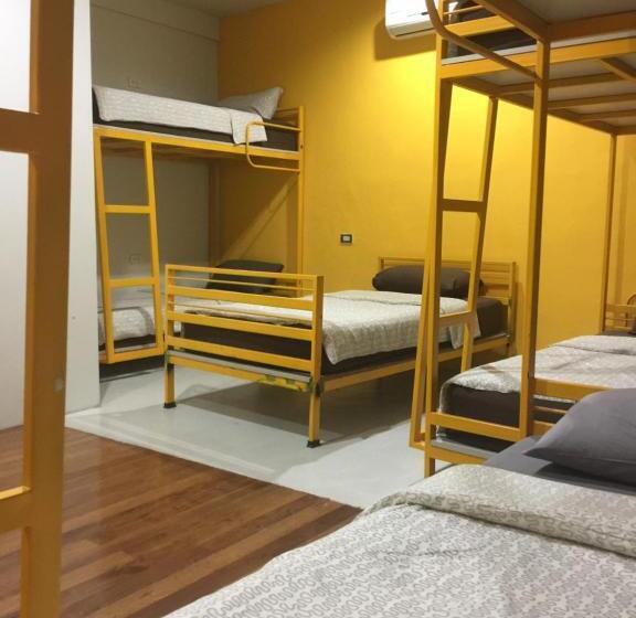 ルームシェアのワンベッド, Phuket Sunny Hostel