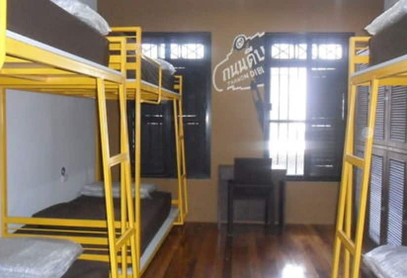 ルームシェアのワンベッド, Phuket Sunny Hostel