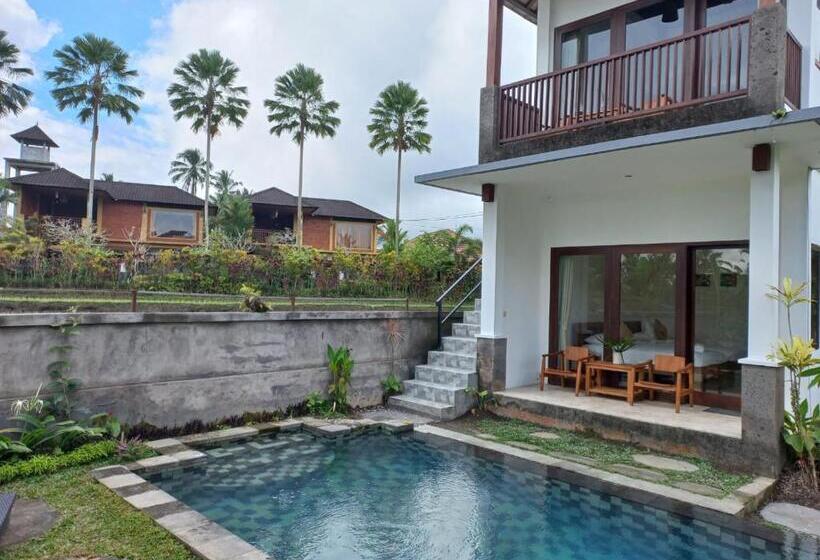 וילה עם חדר שינה אחד ובריכת שחיה, Villa Kemuning