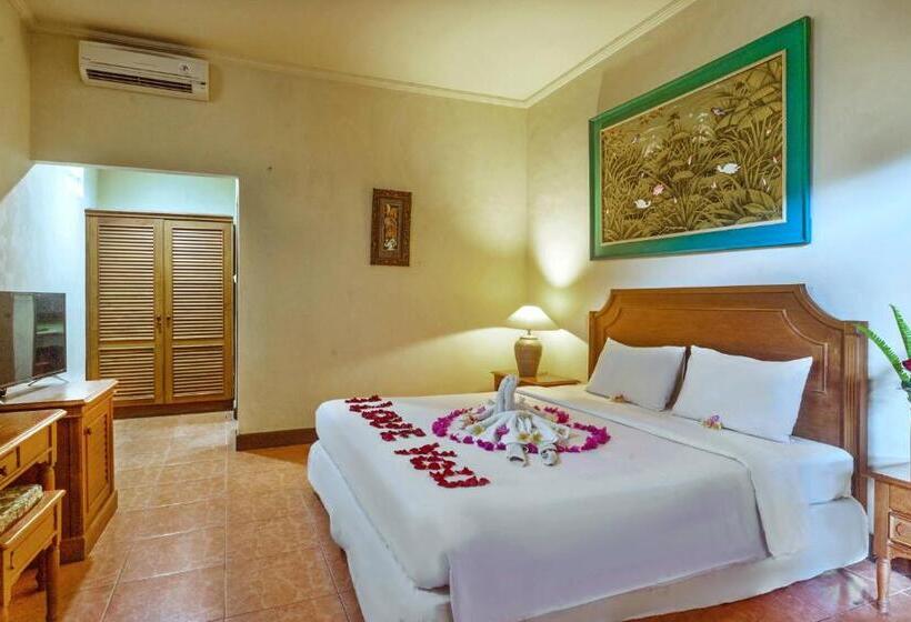 Номер Deluxe, Dewi Sinta Hotel And Restaurant