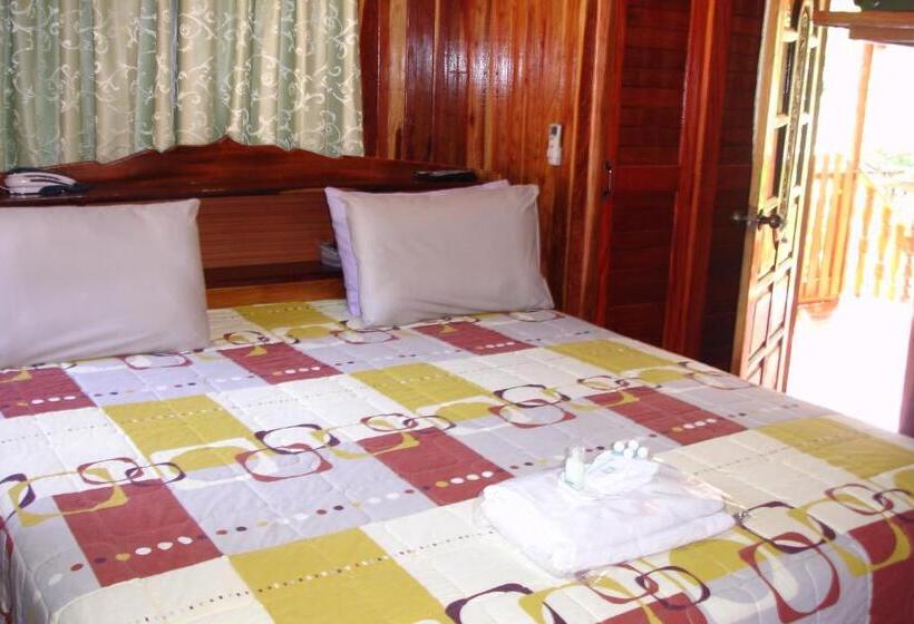 スタンダードバンガロー, Home Stay Stc Bed And Breakfast