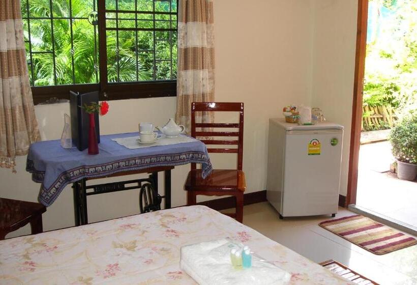 Бунгало Стандарт, Home Stay Stc Bed And Breakfast