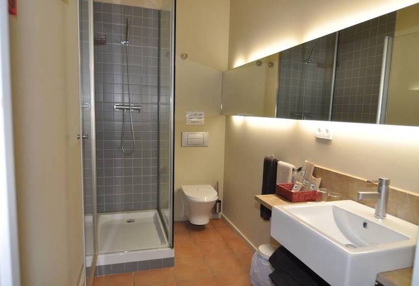 غرفة قياسية, Restaurant & Rooms Cabrit