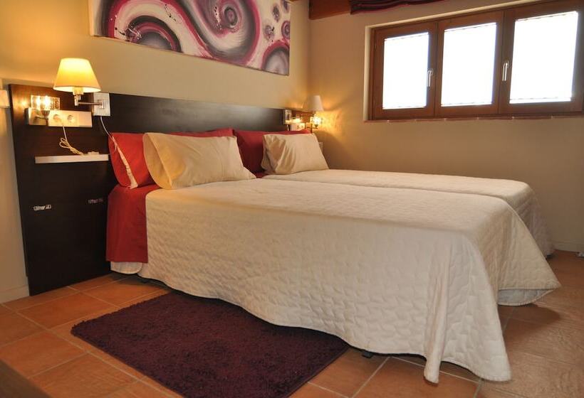 غرفة قياسية, Restaurant & Rooms Cabrit