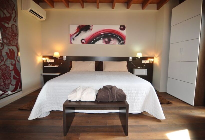 جناح, Restaurant & Rooms Cabrit