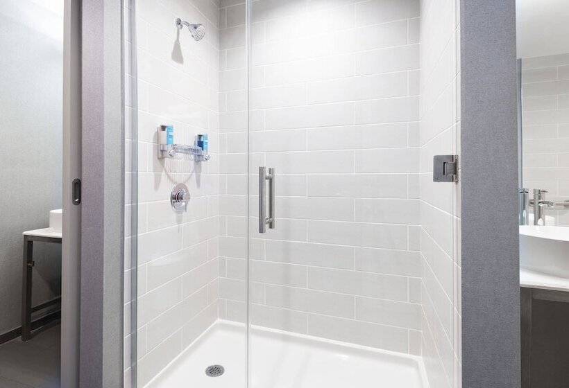 Номер Стандарт 2 Двуспальные Кровати, Aloft Greenville Downtown