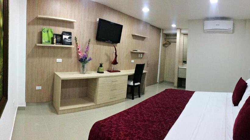 חדר אקזקיוטיב, Boutique El Poblado