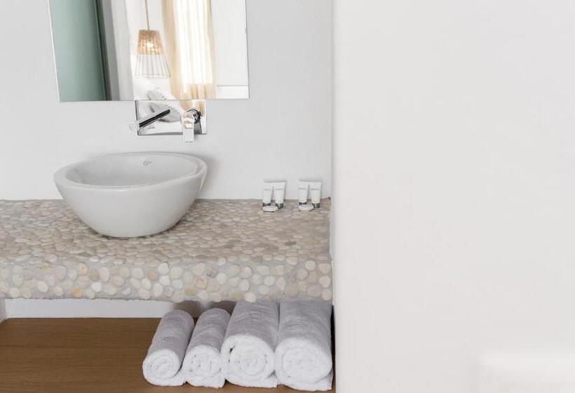 Standard Room, Eucalyptus