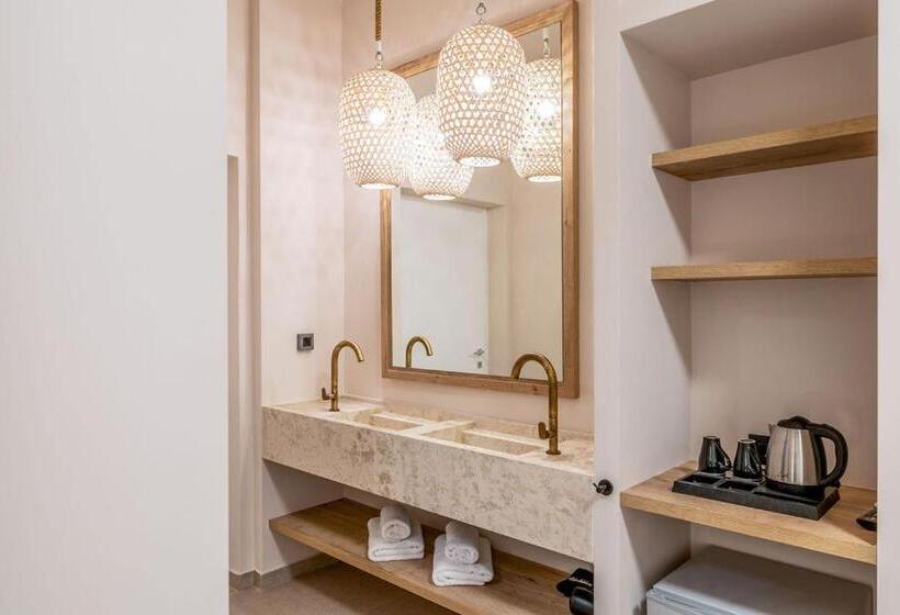 Deluxe Room, Eucalyptus