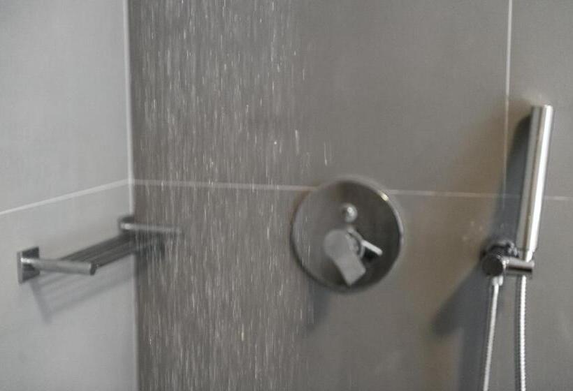 Habitación Triple Deluxe, Eucalyptus