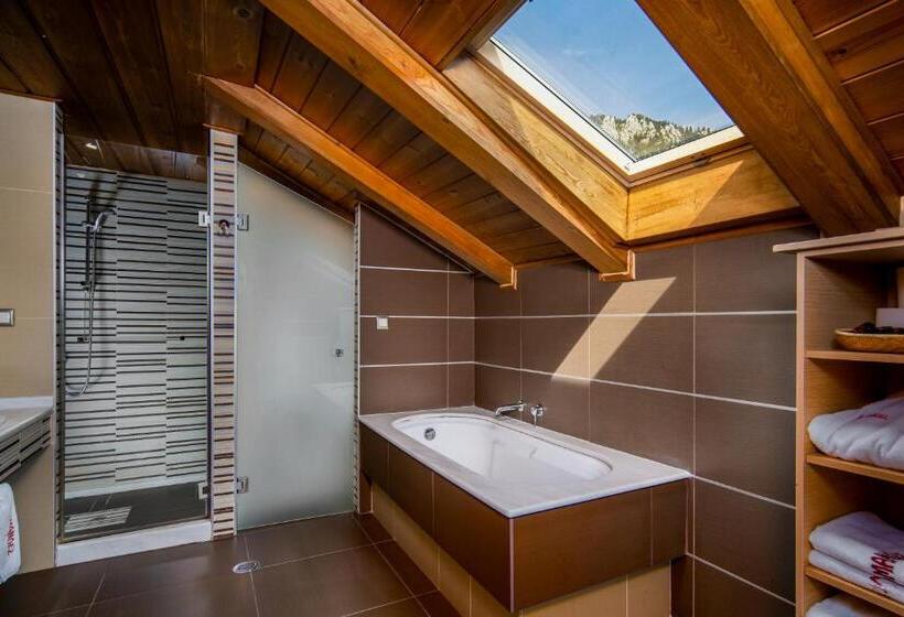 带2个卧室的套房, Giamandes