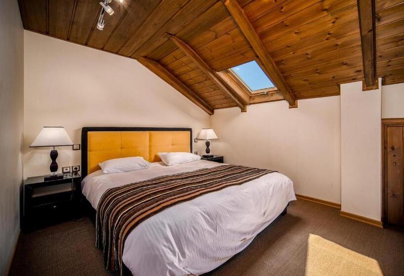 带2个卧室的套房, Giamandes