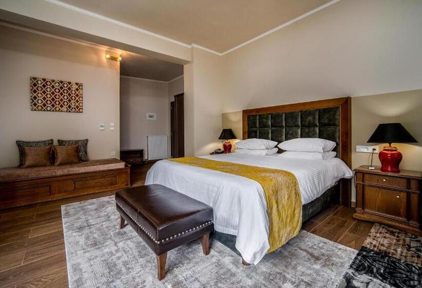 小型豪华套房, Giamandes