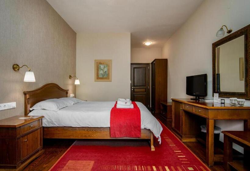 标准间, Giamandes