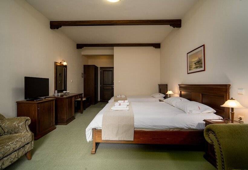 高级三人间, Giamandes