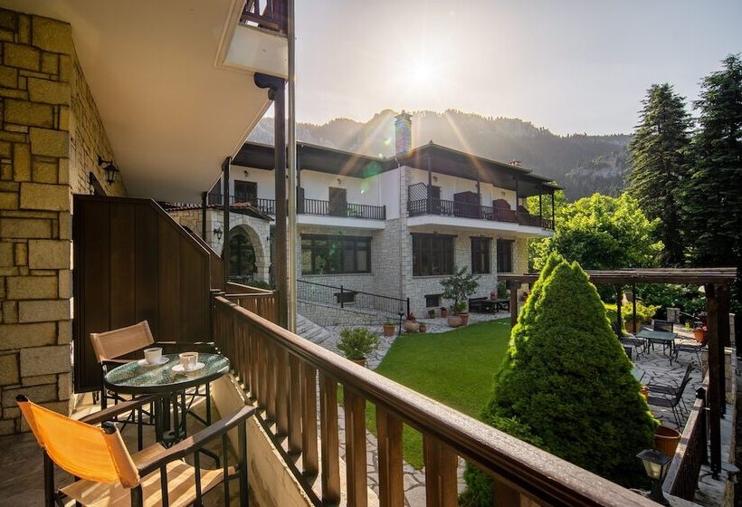 带按摩功能的小型套房, Giamandes