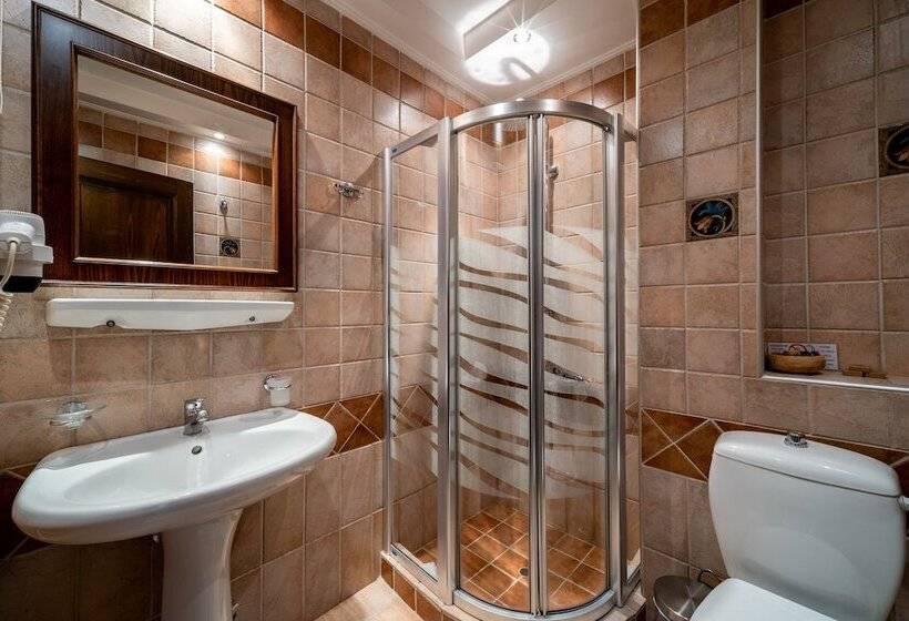 高级大房间, Giamandes