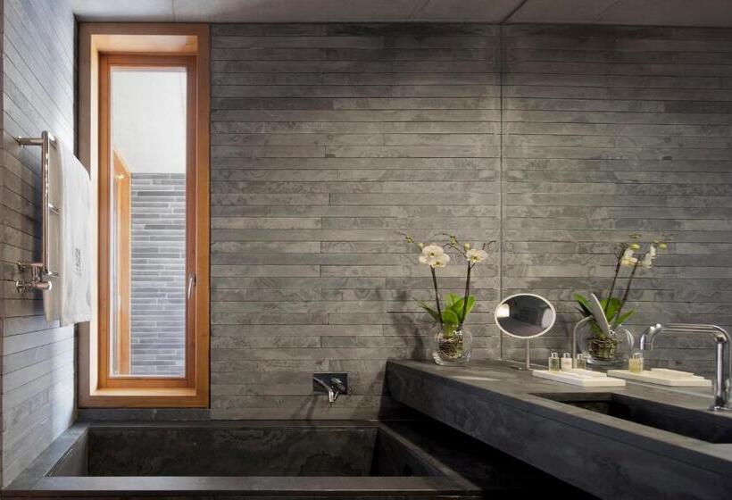 Люкс, Quinta Do Vallado Douro Wine