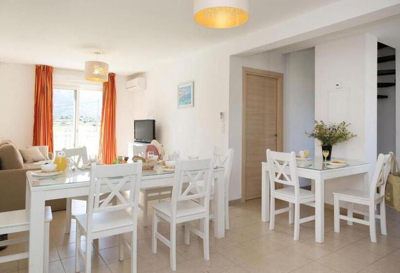 Апартаменты 4 Спальни, Résidence Odalys Casa D Orinaju